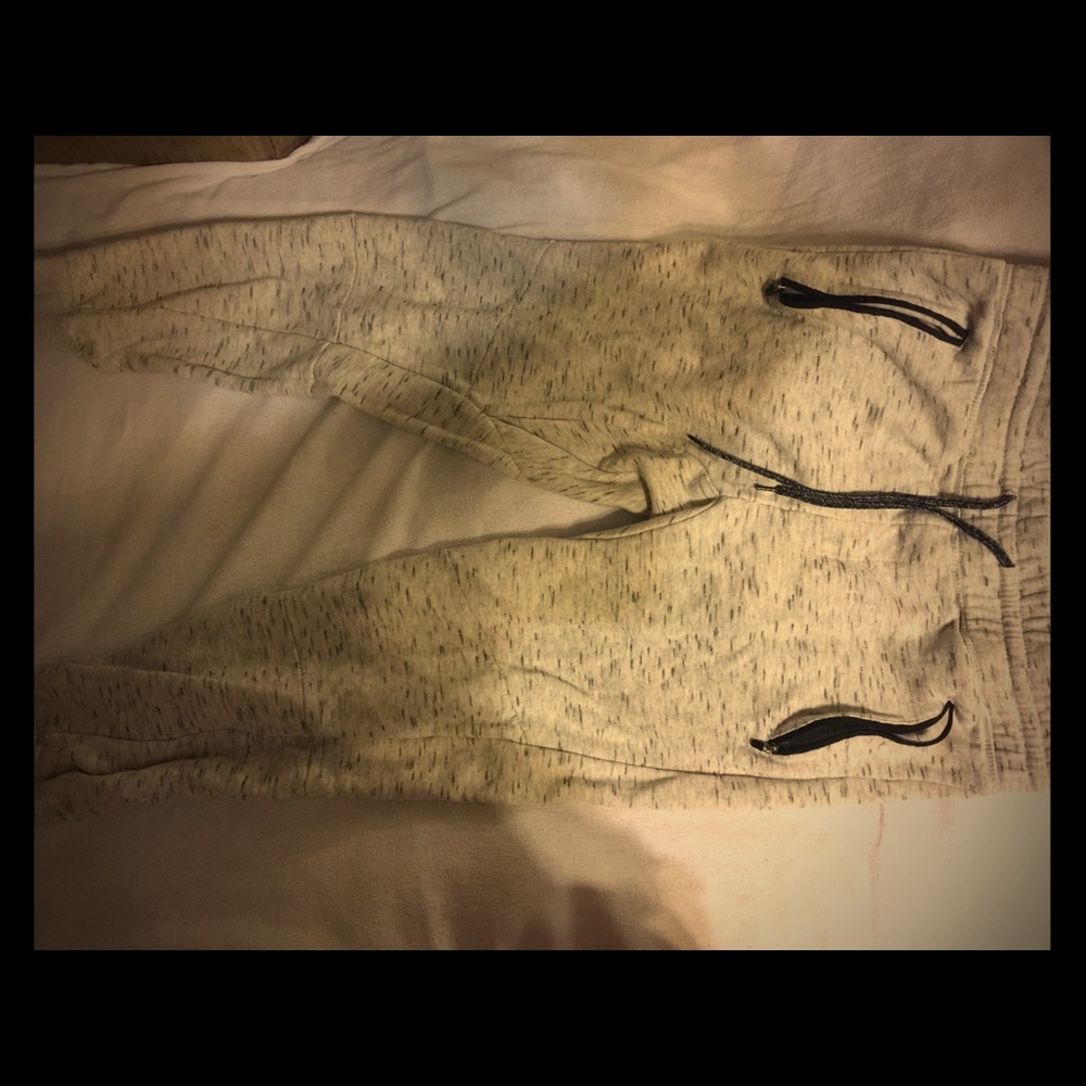 Men’s joggers